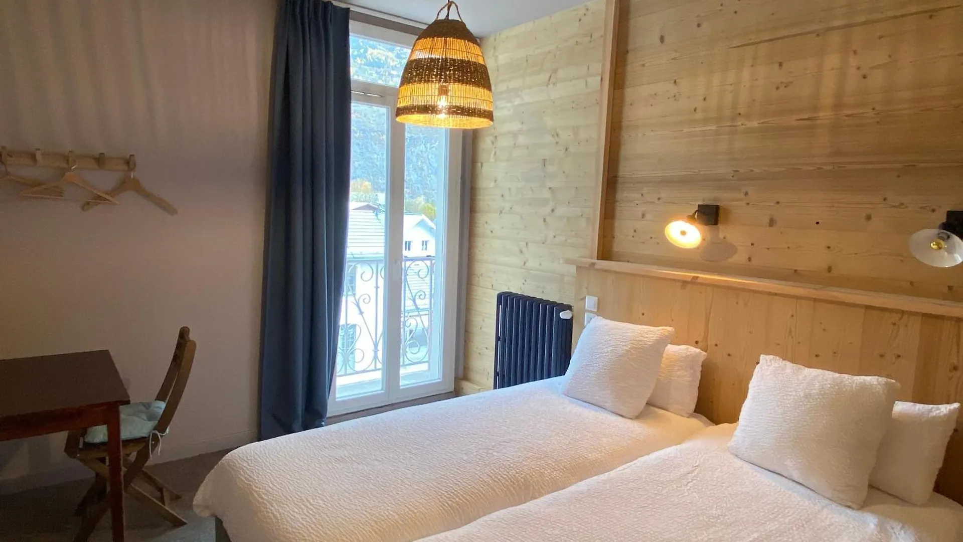 Hotel Oberland Le Bourg-dʼOisans